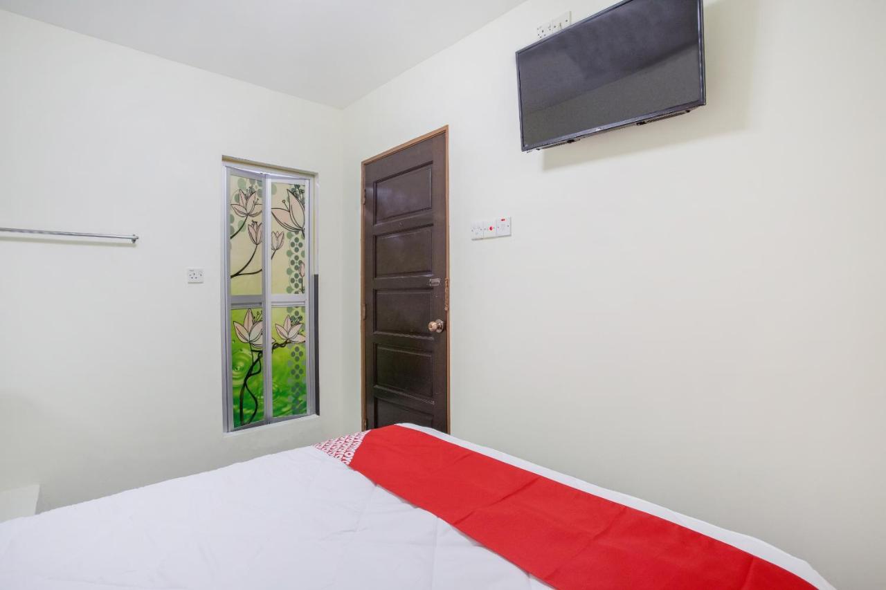 OYO 822 Zande Motel Kuala Selangor Exterior foto