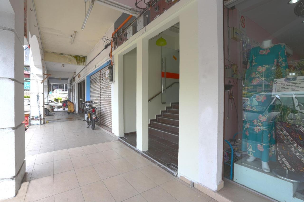 OYO 822 Zande Motel Kuala Selangor Exterior foto