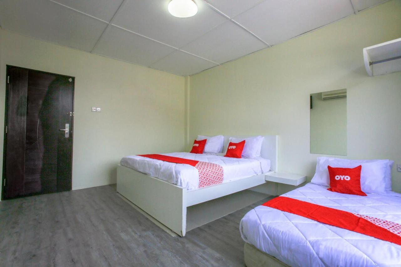 OYO 822 Zande Motel Kuala Selangor Exterior foto